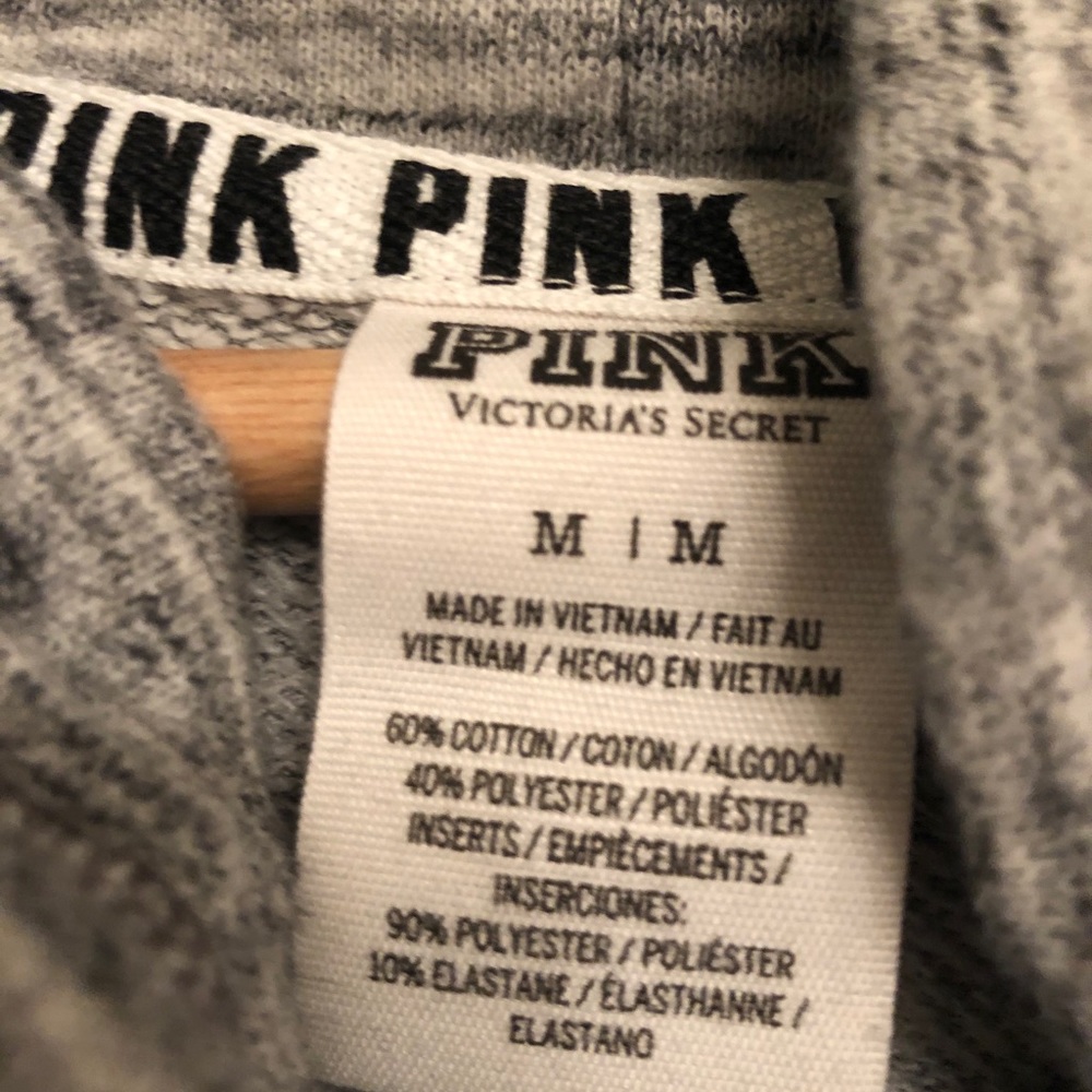 Pink sweater - Picture 2 of 2